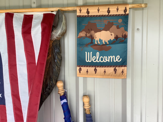 Small Buffalo Garden Flag = Welcome and bison print
