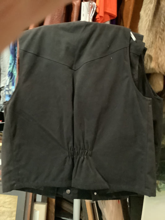 WHOLESALE LOT #36 - Wyoming Traders-Tall Cut Canvas Indoor-Outdoor Vests