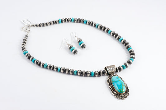 Silver Pearl Ranch - 3 Piece Set