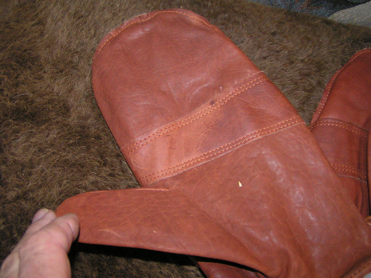 North American Trading - Bison Leather Thinsulate Lined Mitts