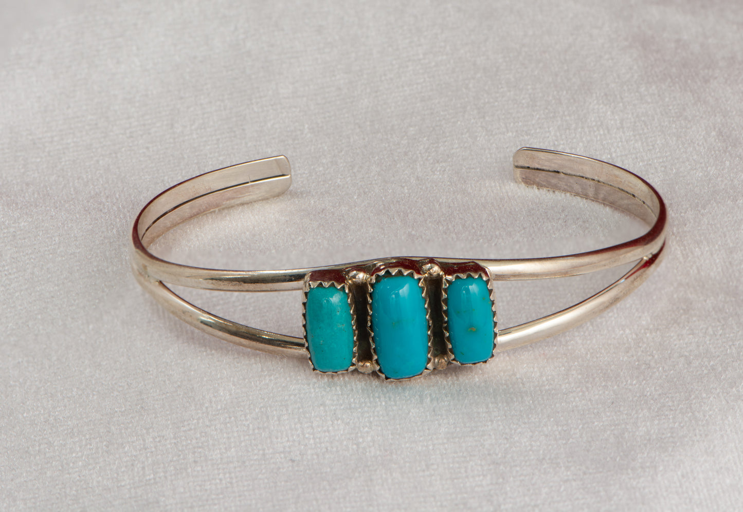 Silver Pearl Ranch - 3 stone Kingman Turquoise Bracelet/Cuff