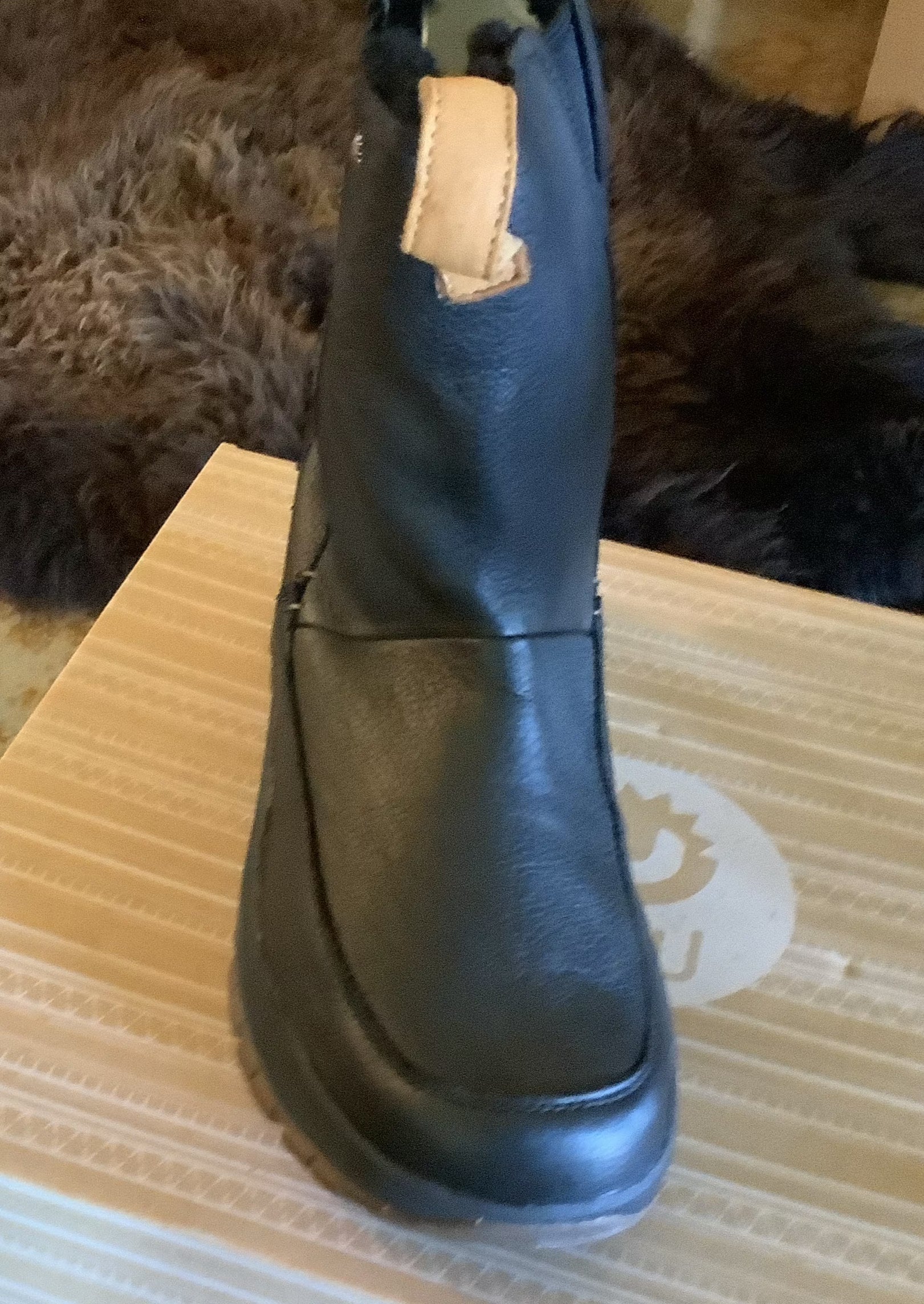 ULU - "Tupik" men's bison leather winter boot.