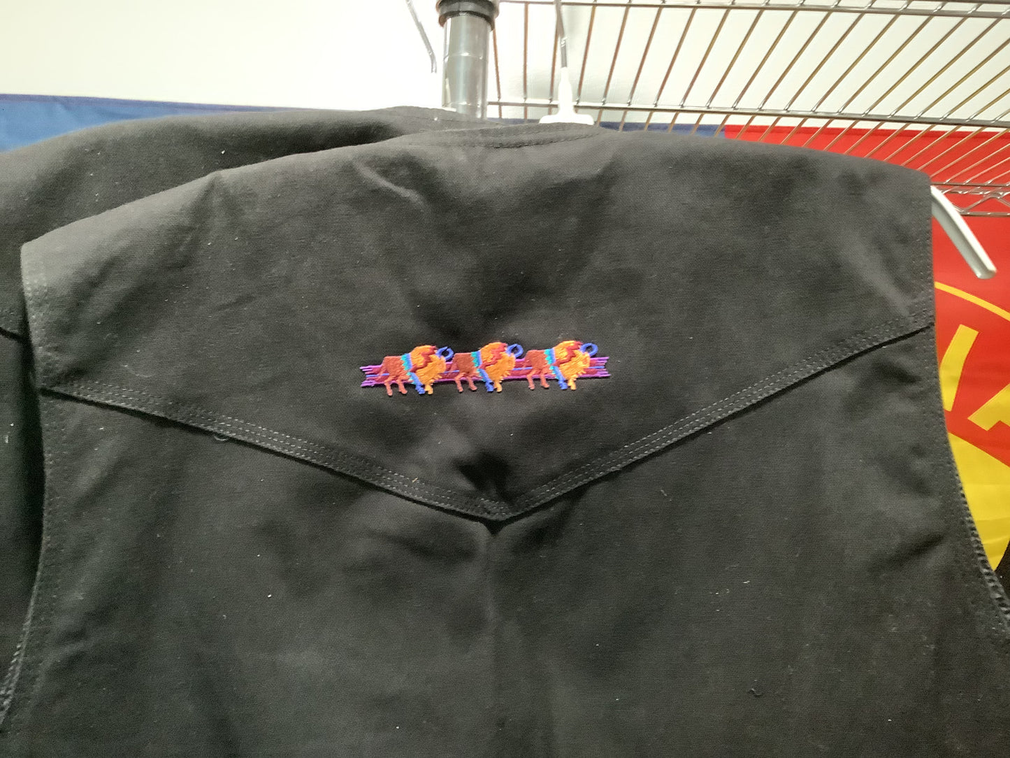 WHOLESALE LOT #35 - Wyoming Traders XL Canvas Indoor-Outdoor Vests