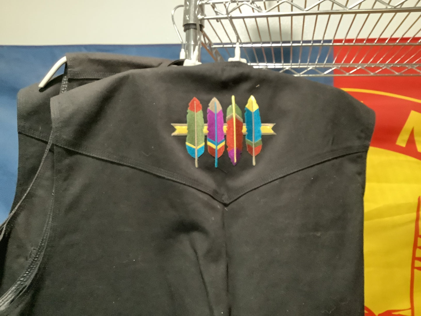 WHOLESALE LOT #35 - Wyoming Traders XL Canvas Indoor-Outdoor Vests