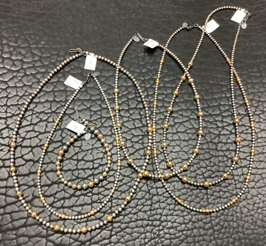 Silver Pearl Ranch - "Silver & Gold" - mixed Navajo Pearls and 18 ct gold plate beading.