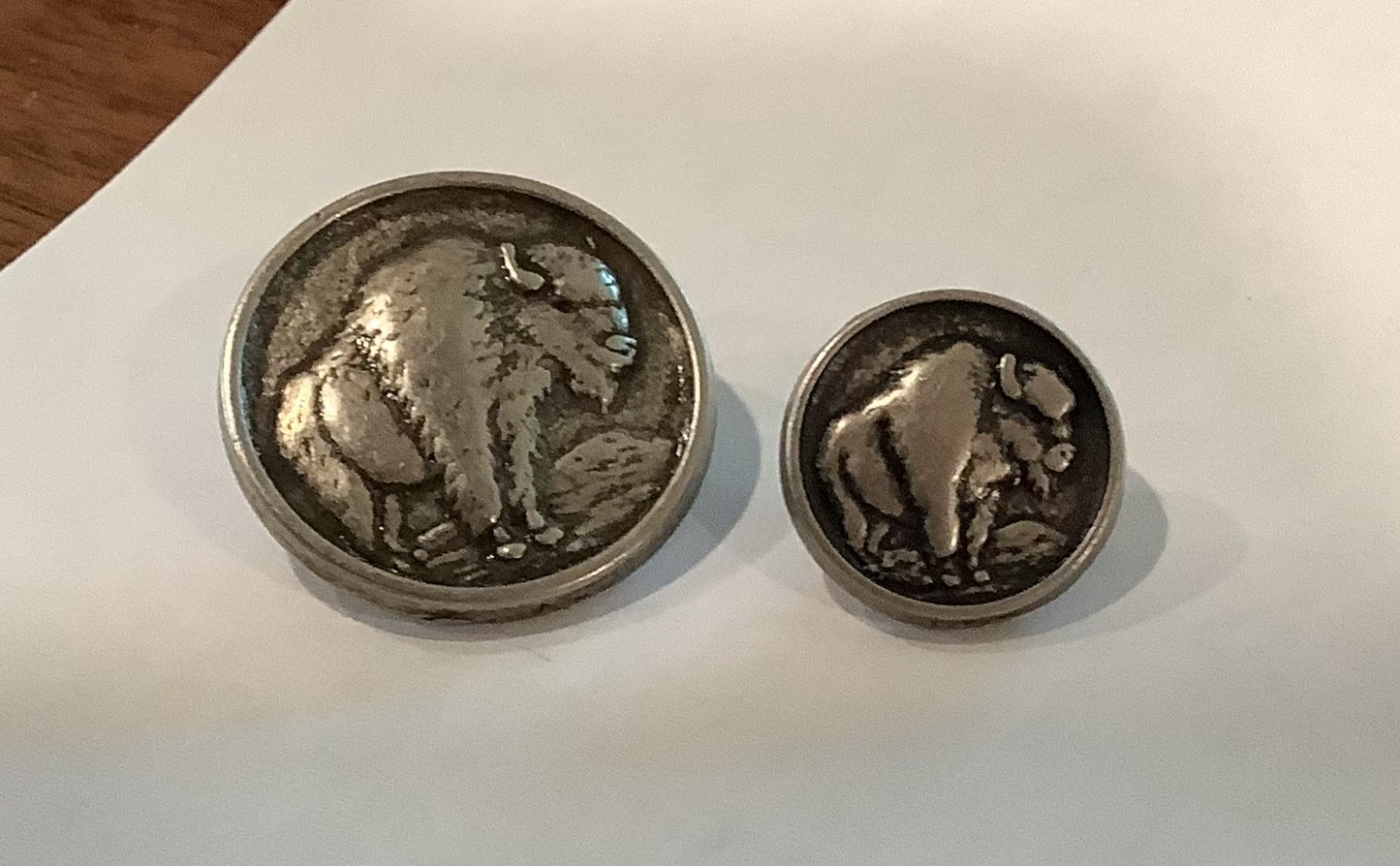 Buffalo Image buttons - 5/8" and 7/8"