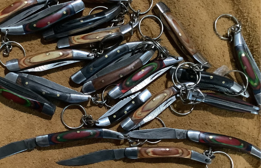 WHOLESALE LOTS #26 - True Damascus Steel - mini folding knife on keychain