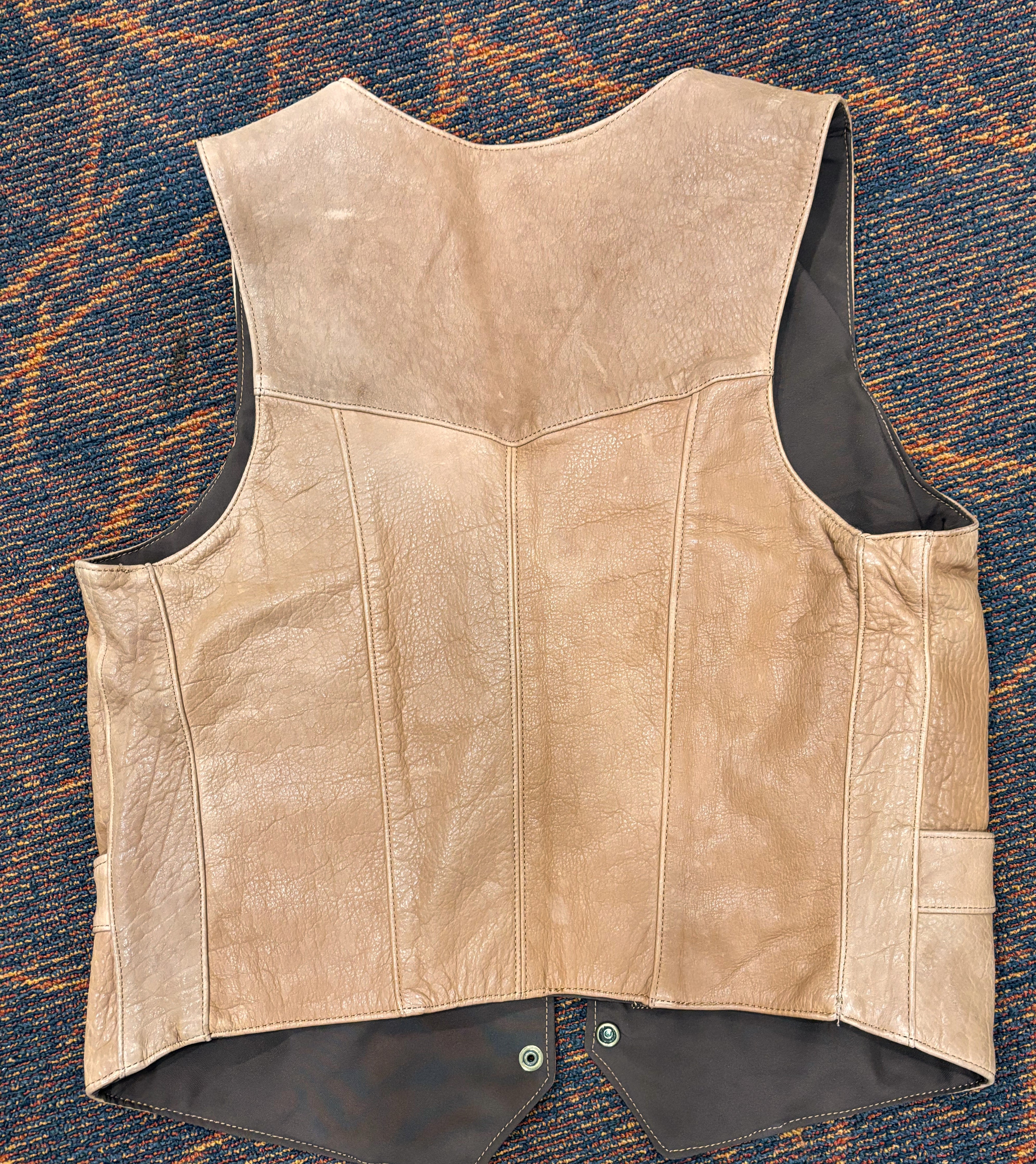 Ladies  - Bison Leather vest w/conceal carry pocket - large - Sorrel