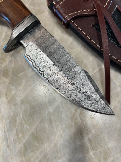 Damascus Steel Hunting/Camping fixed blade sheath knife