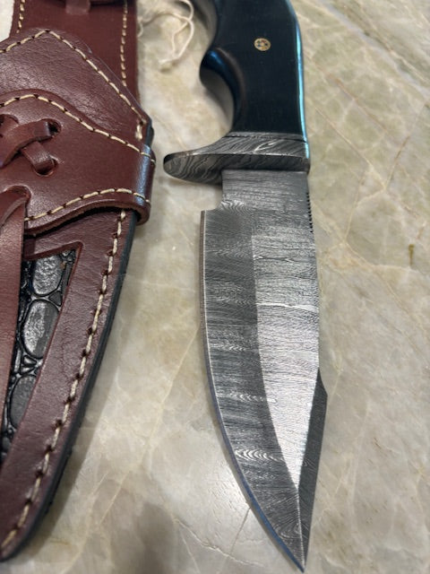 Damascus Steel Hunting/Camping fixed blade sheath knife