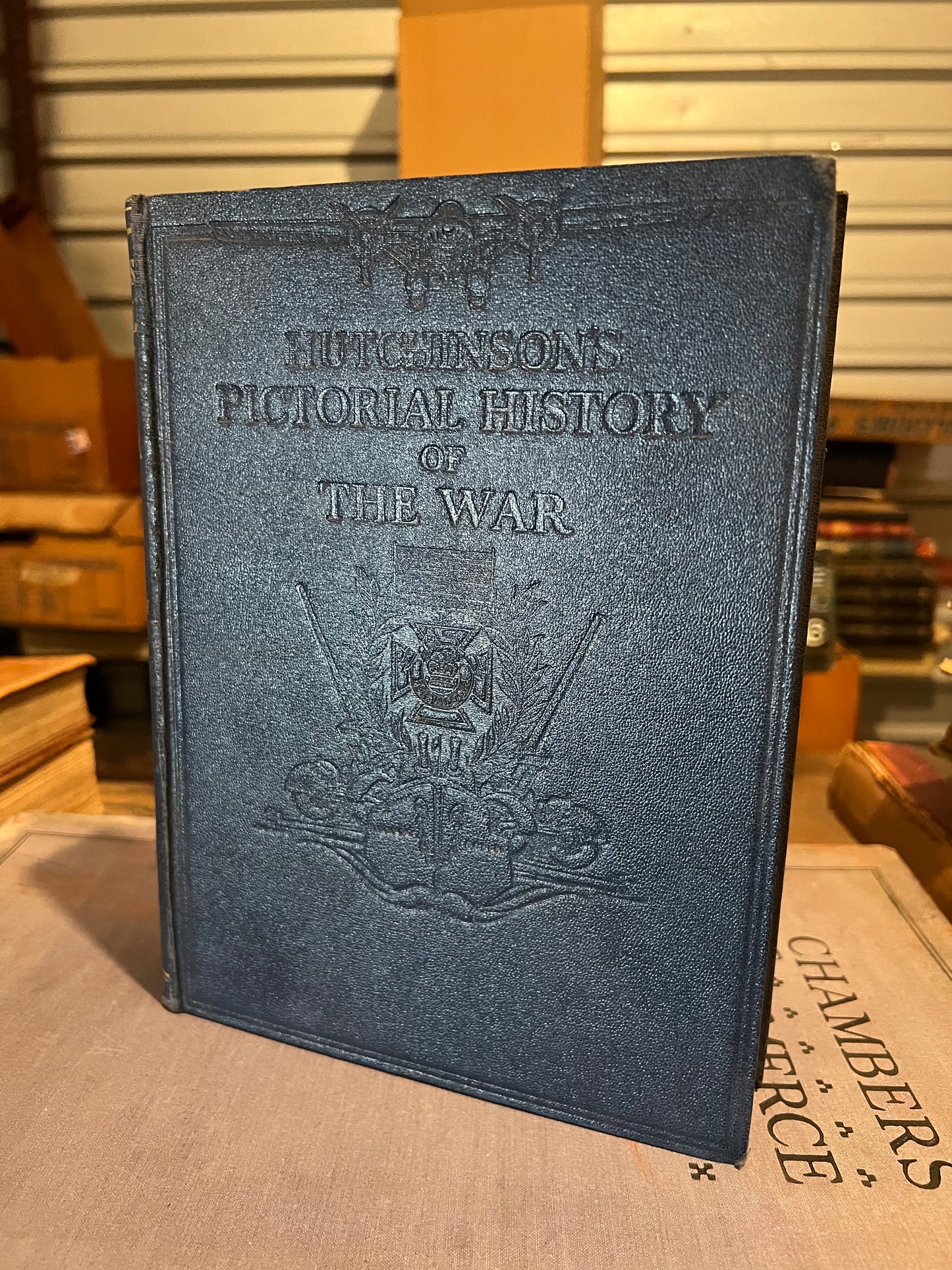 BOOKS - HUTCHINSON’S PICTORIAL HISTORY OF THE WAR: