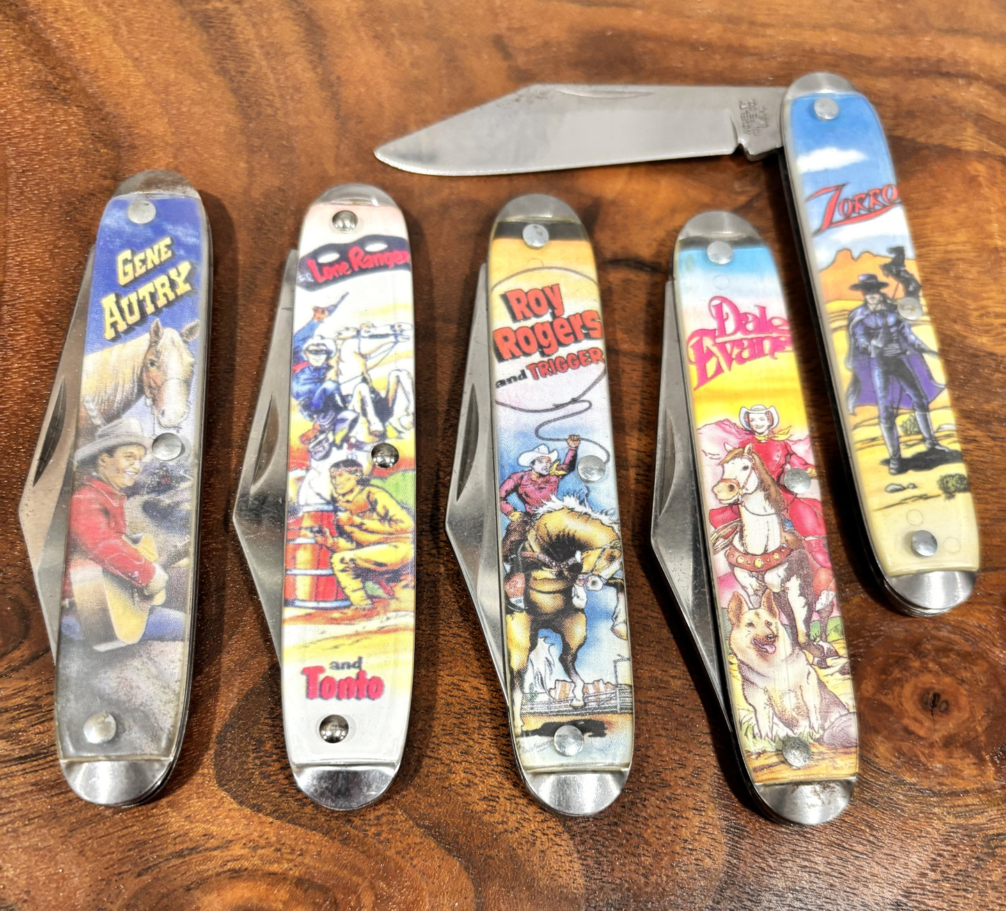 Novelty Knife Company/USA Made Western Hero's Knife Set