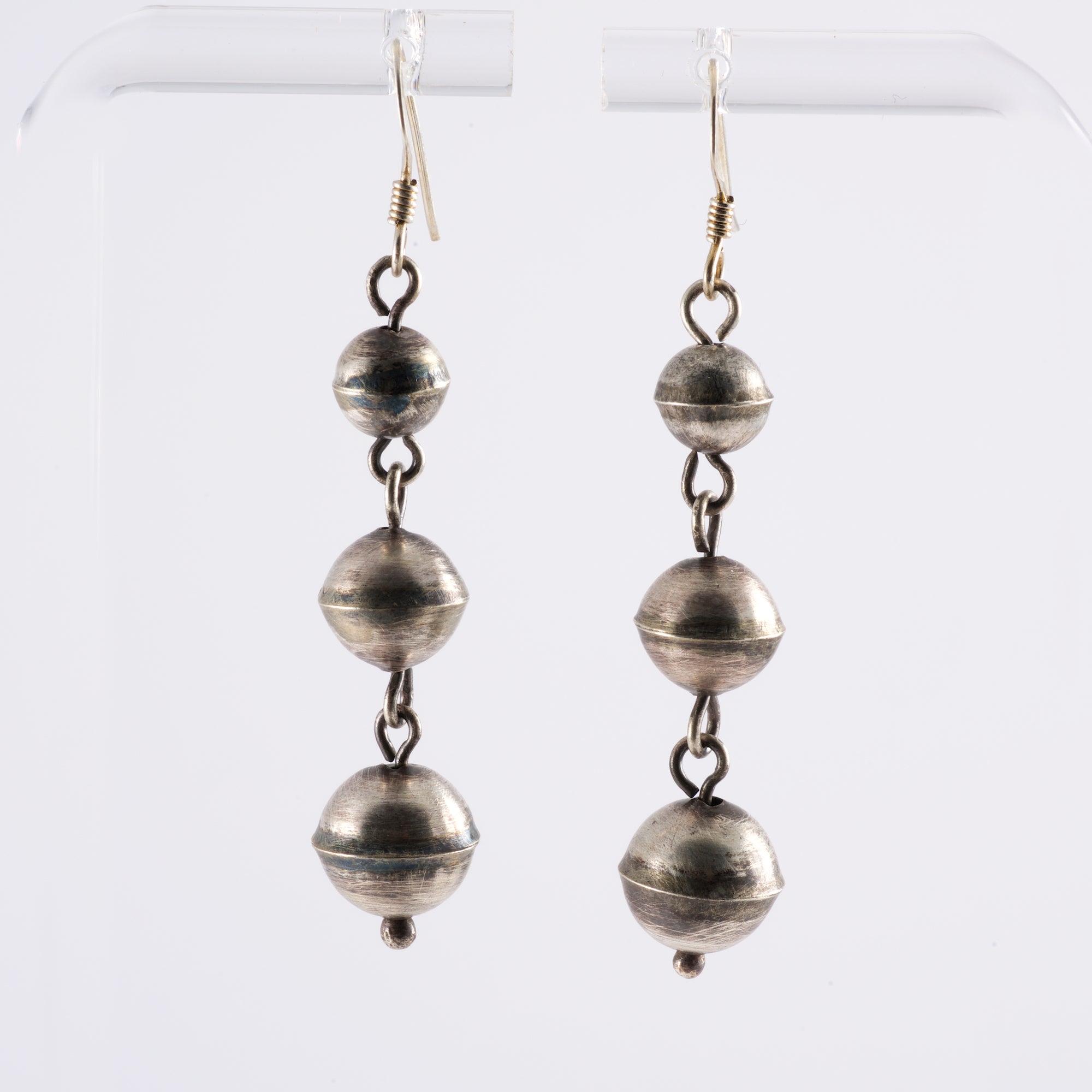 Navajo Pearls Dangle Earring