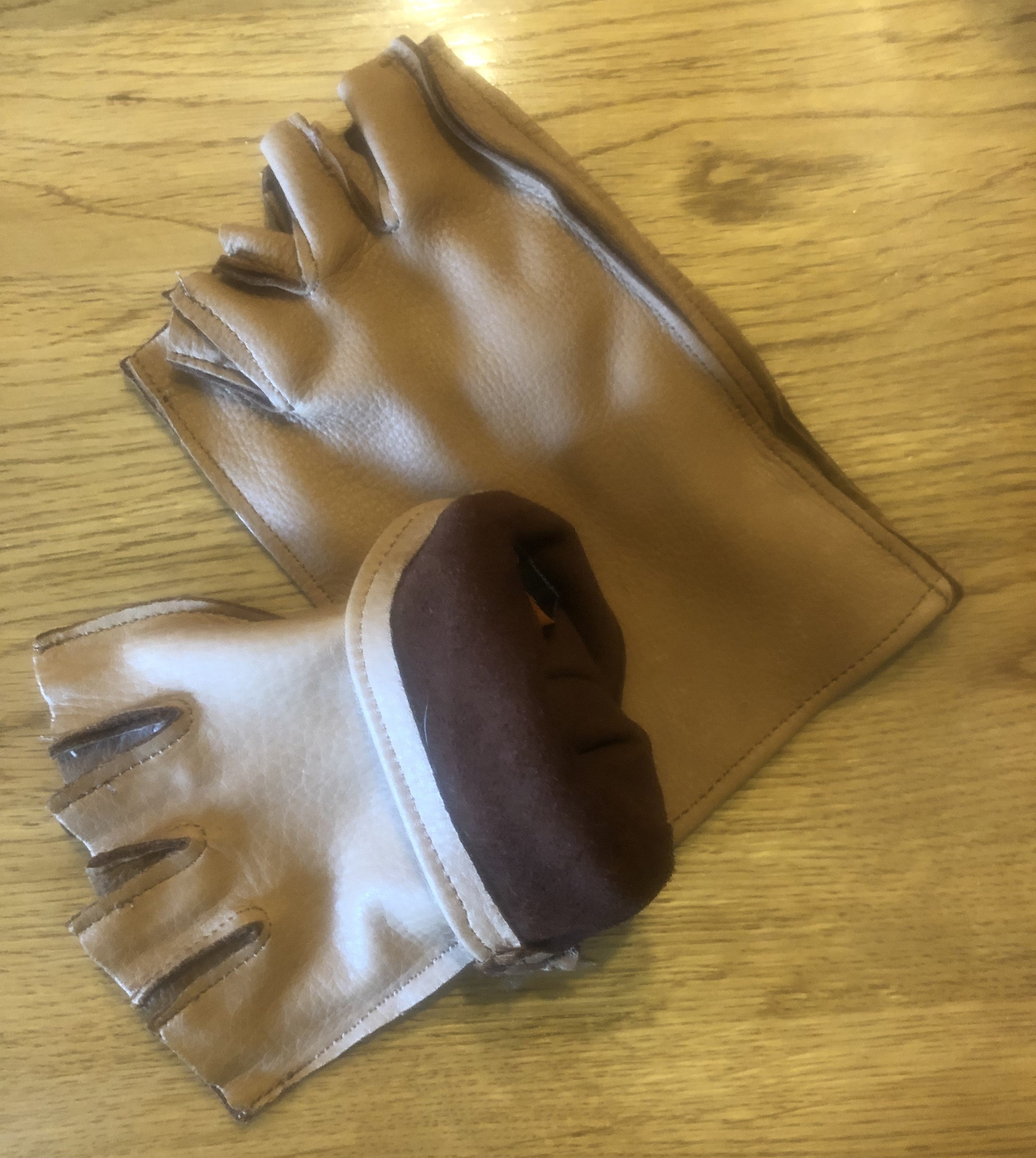 Herd Wear bison leather fingerless gloves