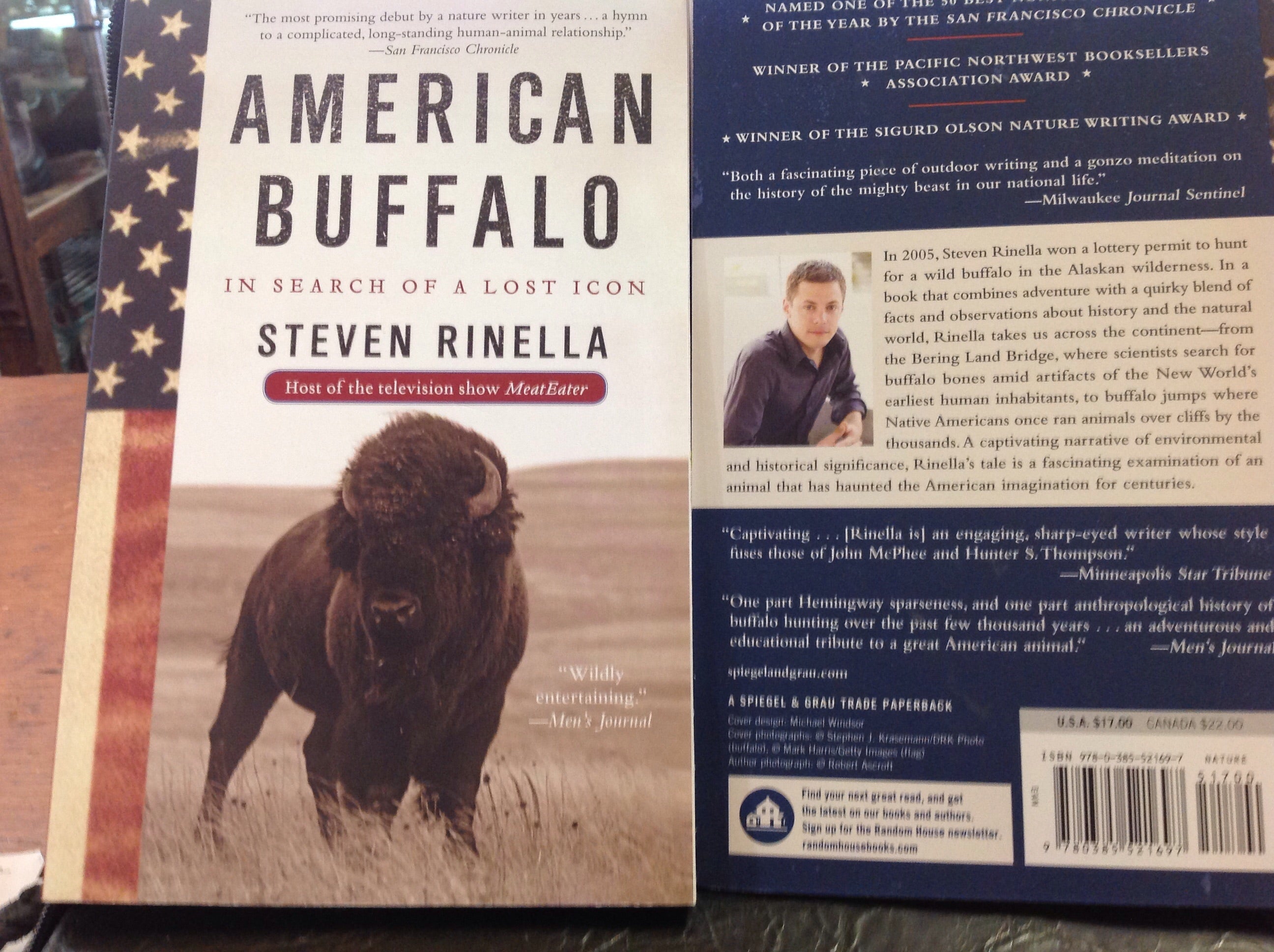 BOOKS - American Buffalo: In Search of a Lost Icon