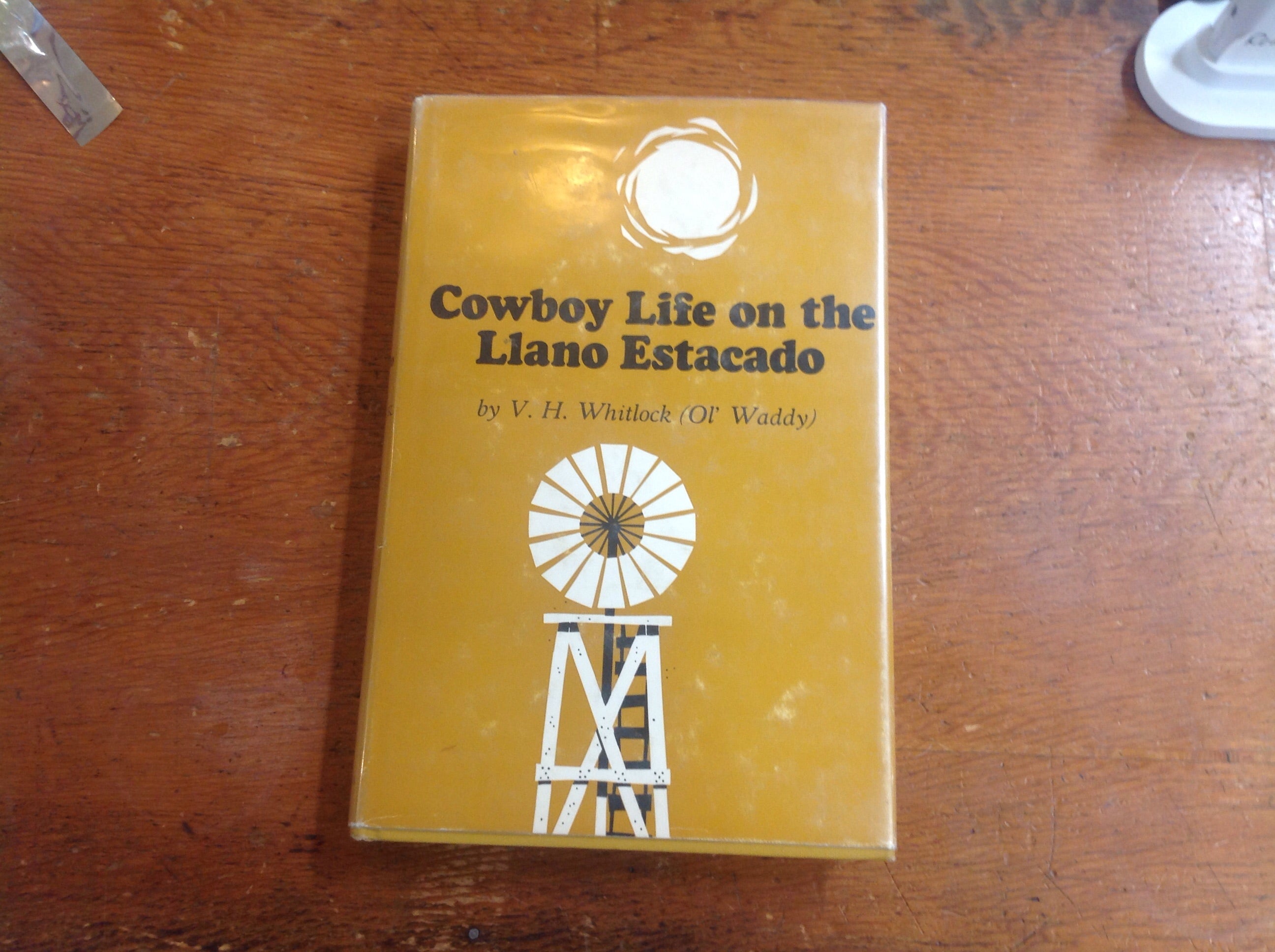 BOOK - Cowboy Life On The Llano Estacado